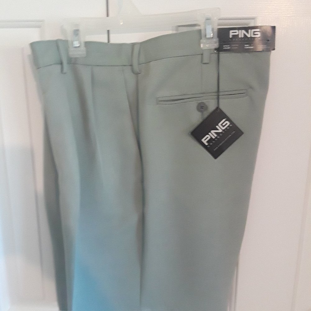 Mens golf shorts